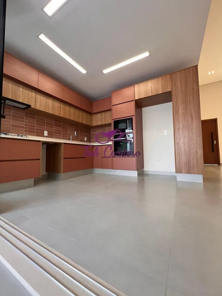 Casa, 3 quartos, 202 m² - Foto 3