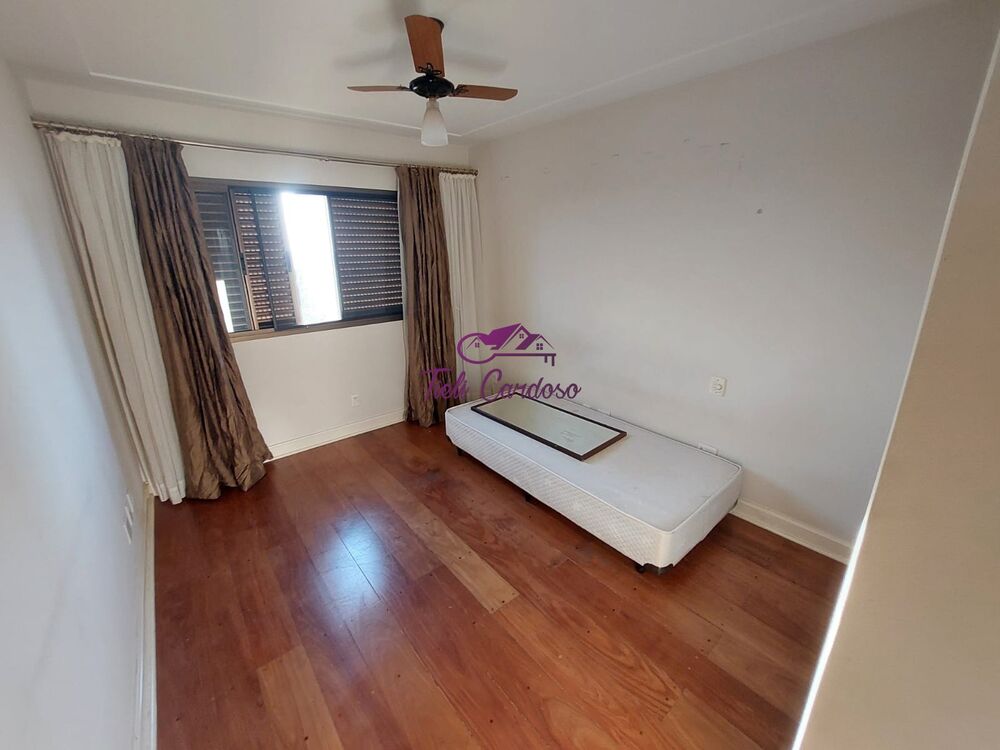 Apartamento, 3 quartos, 208 m² - Foto 2