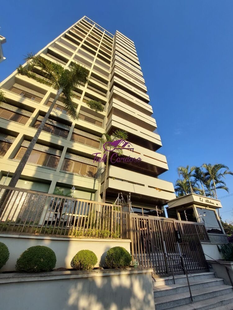 Apartamento, 3 quartos, 208 m² - Foto 1