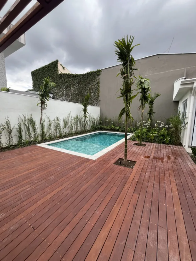 Casa, 4 quartos, 263 m² - Foto 2