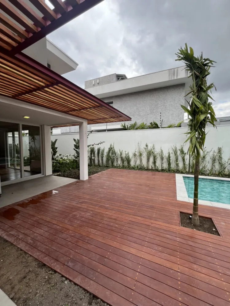 Casa, 4 quartos, 263 m² - Foto 3