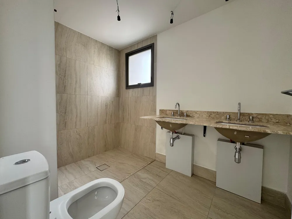 Apartamento, 3 quartos, 136 m² - Foto 1