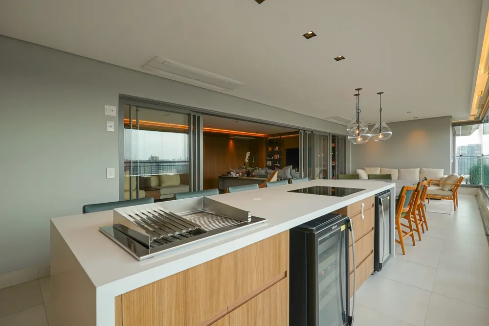 Apartamento, 3 quartos, 244 m² - Foto 2