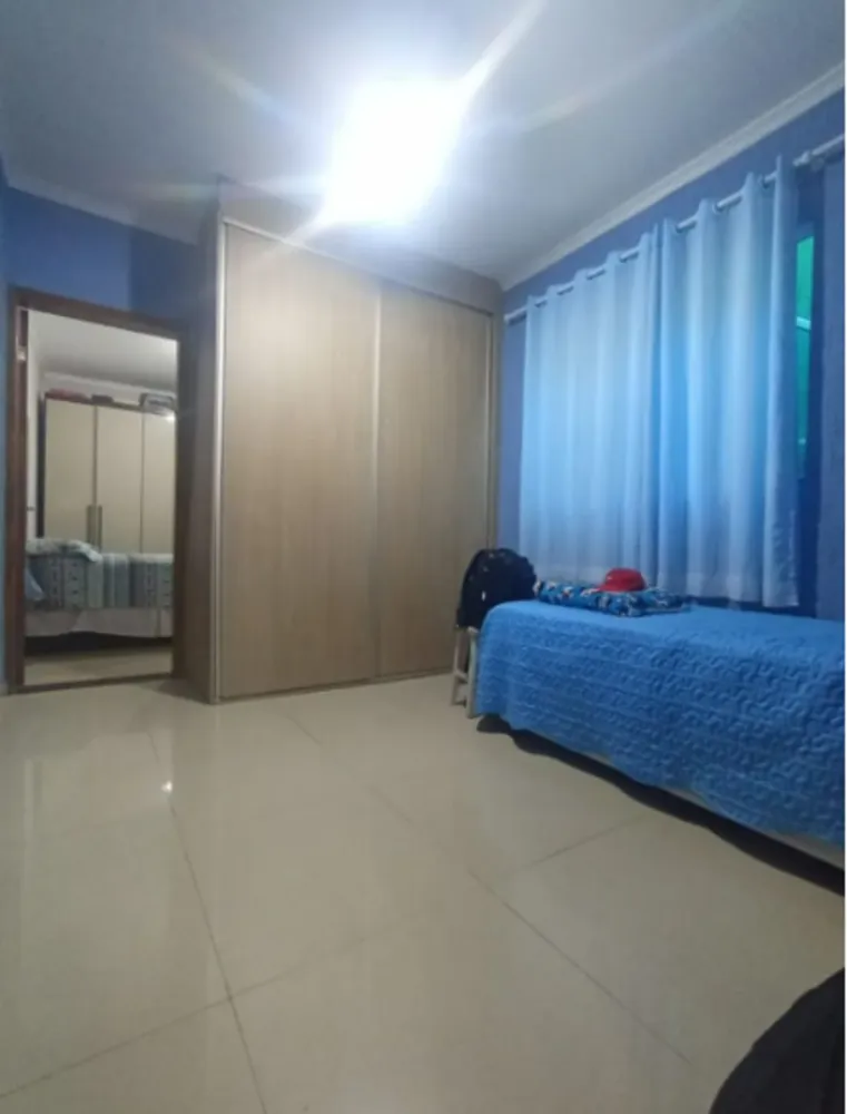 Casa, 3 quartos, 180 m² - Foto 1