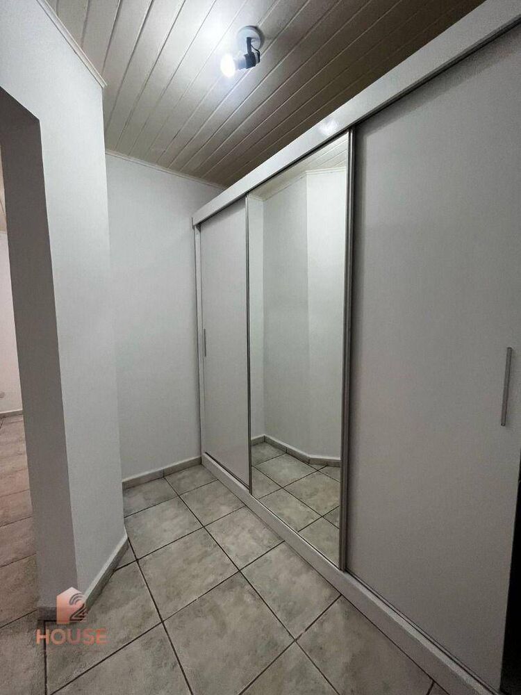 Casa de Condomínio à venda e aluguel com 3 quartos, 270m² - Foto 5