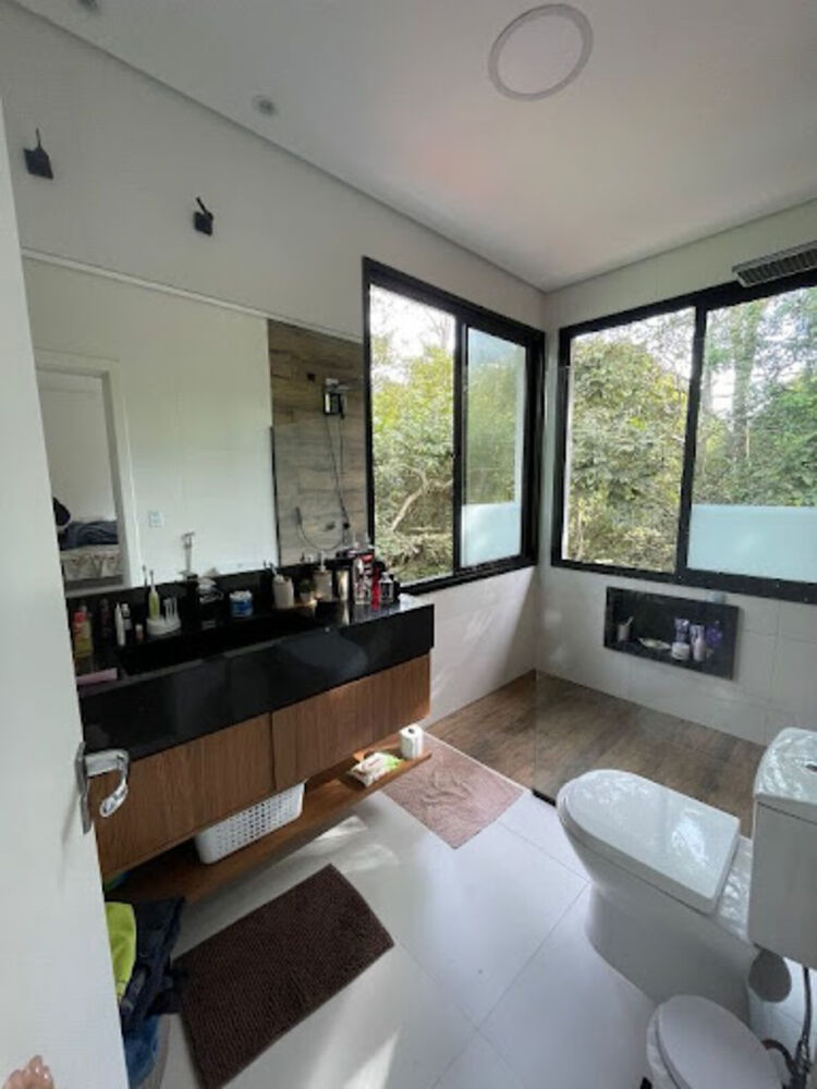 Casa de Condomínio à venda com 3 quartos, 320m² - Foto 3