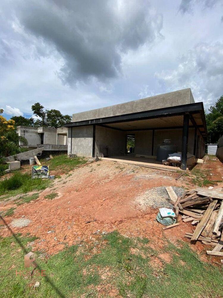 Casa de Condomínio à venda com 5 quartos, 600m² - Foto 4