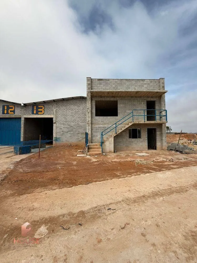 Depósito-Galpão, 750 m² - Foto 1