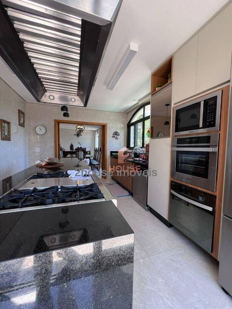 Casa de Condomínio à venda com 6 quartos, 644m² - Foto 3