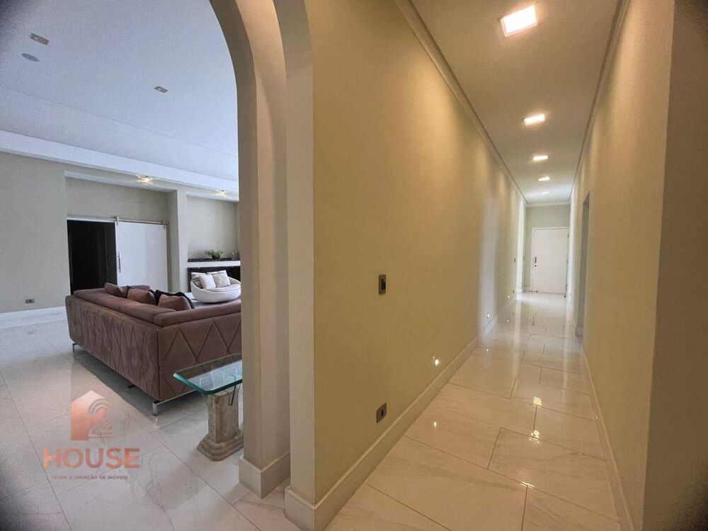 Casa de Condomínio à venda com 4 quartos, 885m² - Foto 1