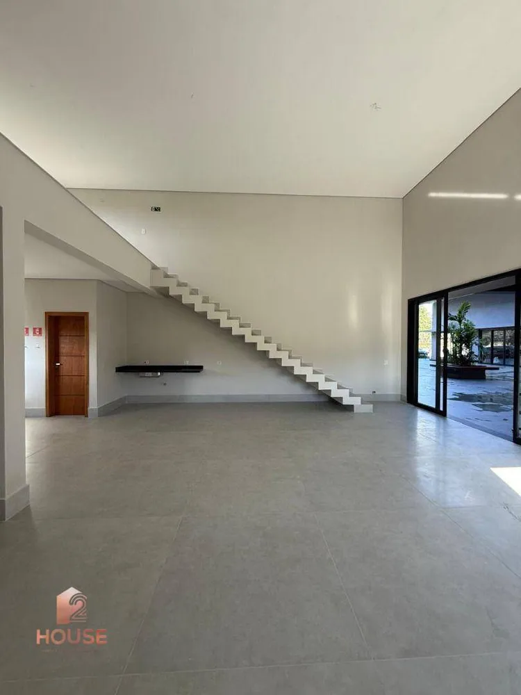 Loja-Salão, 140 m² - Foto 1
