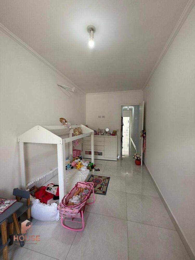 Casa à venda com 2 quartos, 180m² - Foto 6