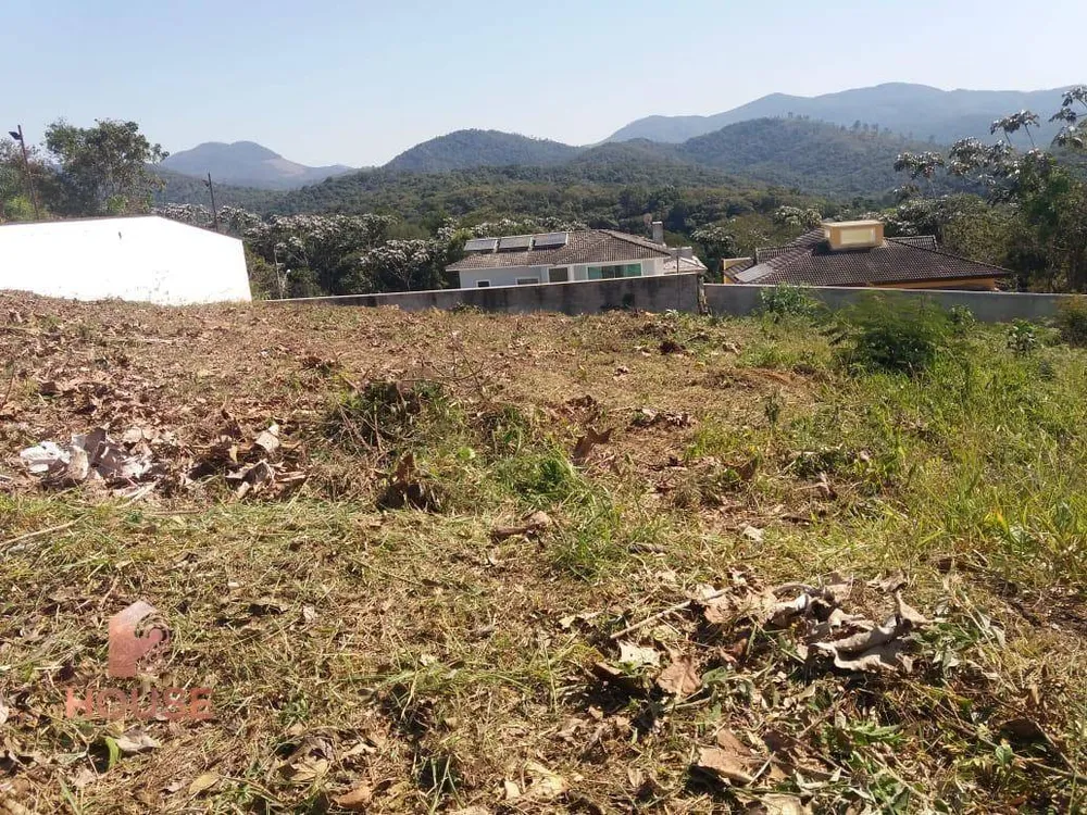 Loteamento e Condomínio, 840 m² - Foto 1