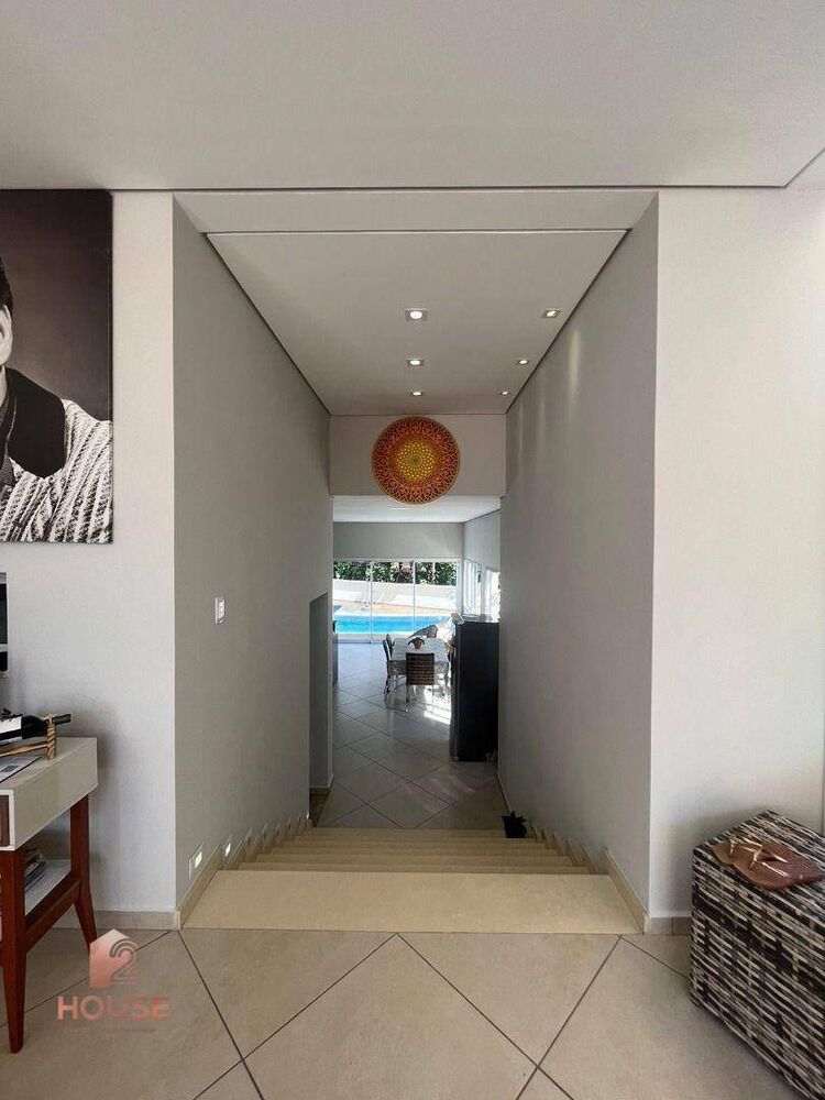 Casa de Condomínio à venda com 4 quartos, 300m² - Foto 5