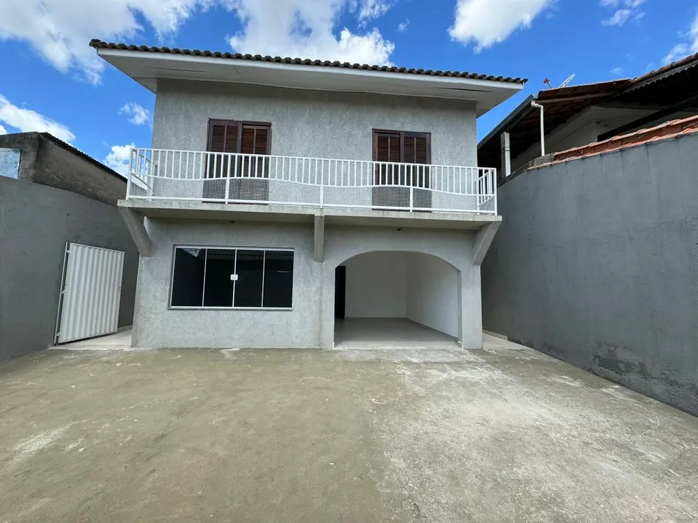 Casa, 4 quartos, 254 m² - Foto 1