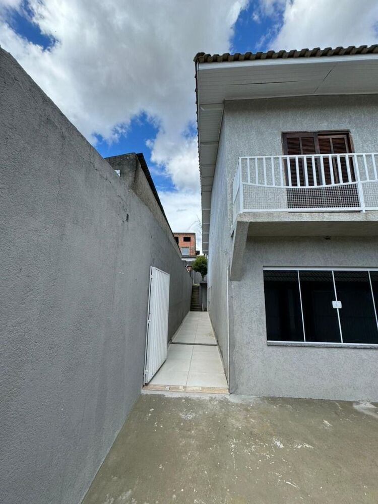 Casa à venda com 4 quartos, 254m² - Foto 3