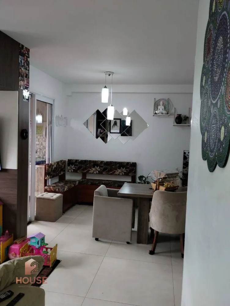 Apartamento, 2 quartos, 72 m² - Foto 2