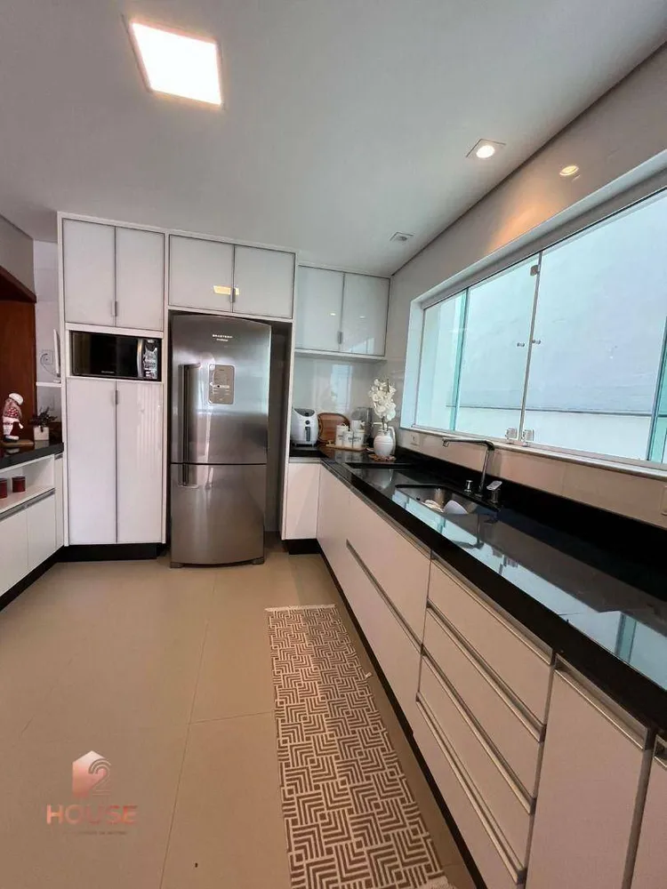 Casa, 3 quartos, 477 m² - Foto 2
