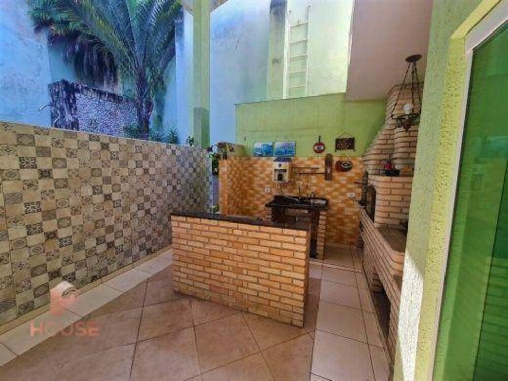 Casa de Condomínio à venda com 5 quartos, 300m² - Foto 5