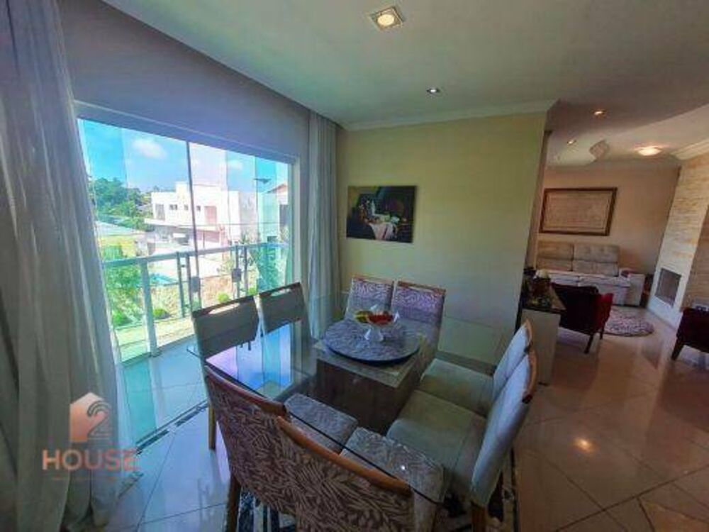 Casa de Condomínio à venda com 5 quartos, 300m² - Foto 12