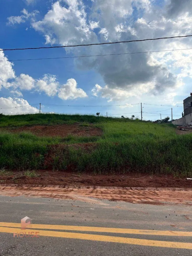 Loteamento e Condomínio, 301 m² - Foto 1