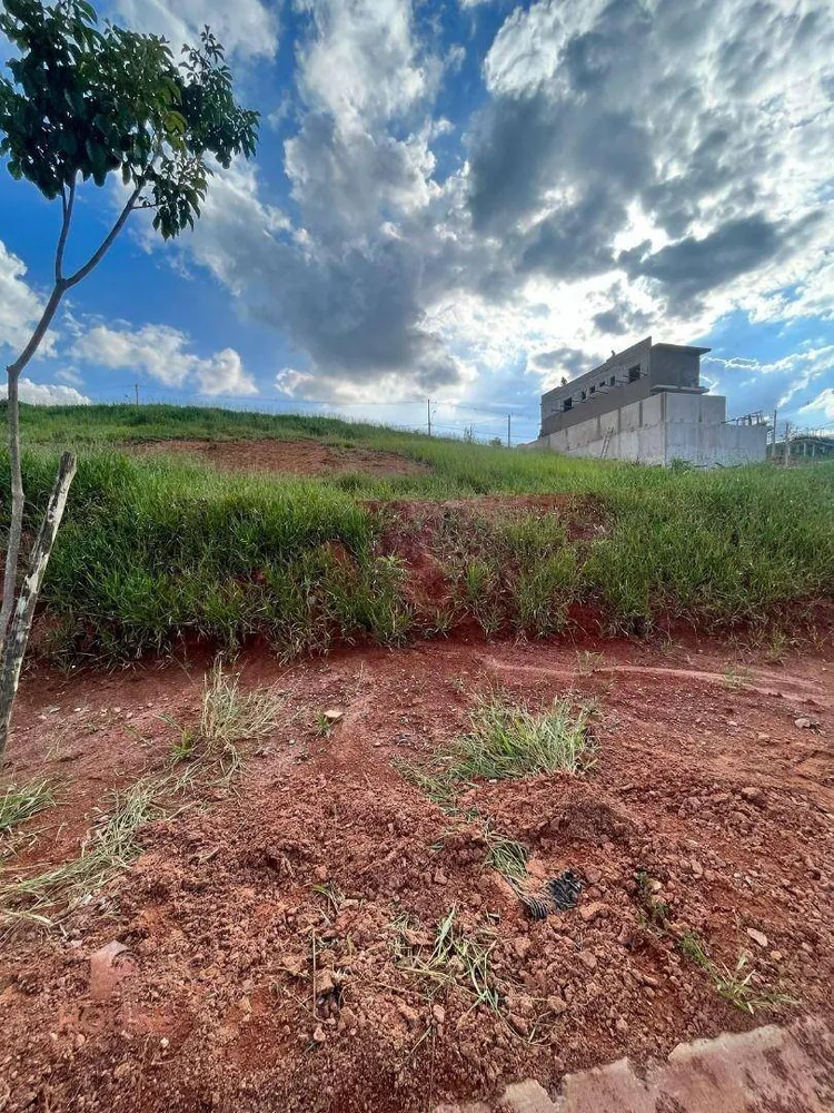 Loteamento e Condomínio, 301 m² - Foto 4