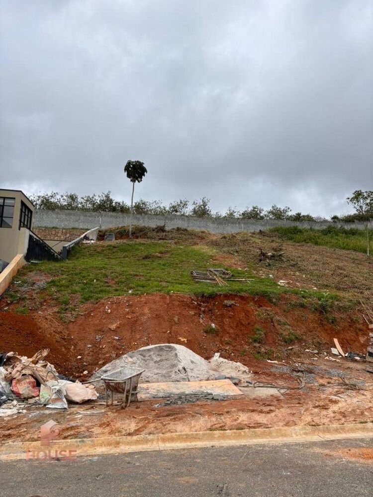 Loteamento e Condomínio, 1061 m² - Foto 1
