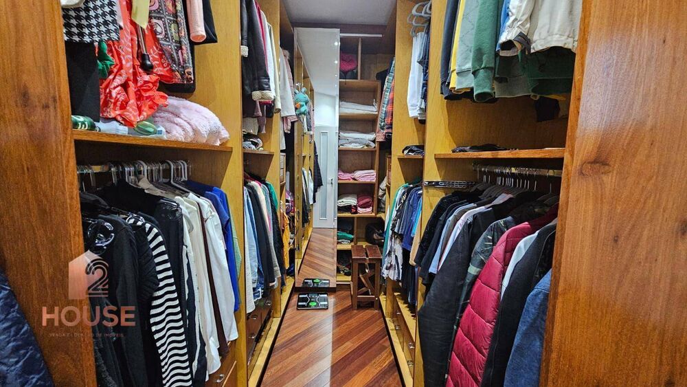 Casa de Condomínio à venda com 4 quartos, 600m² - Foto 33