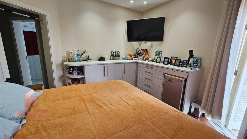 Casa de Condomínio à venda com 4 quartos, 600m² - Foto 31