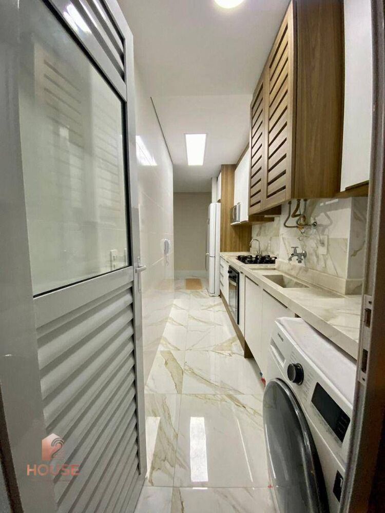Apartamento à venda com 3 quartos, 80m² - Foto 4
