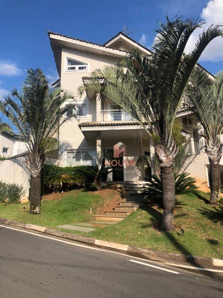 Casa de Condomínio à venda com 4 quartos, 300m² - Foto 1
