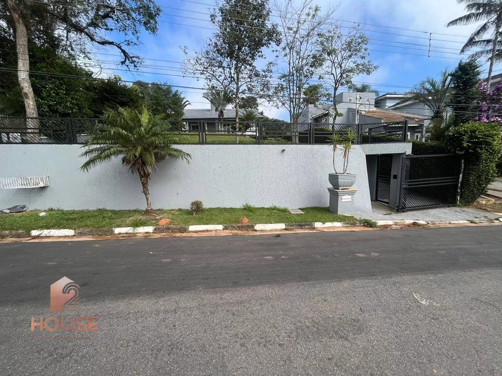 Casa de Condomínio à venda e aluguel com 5 quartos, 527m² - Foto 2