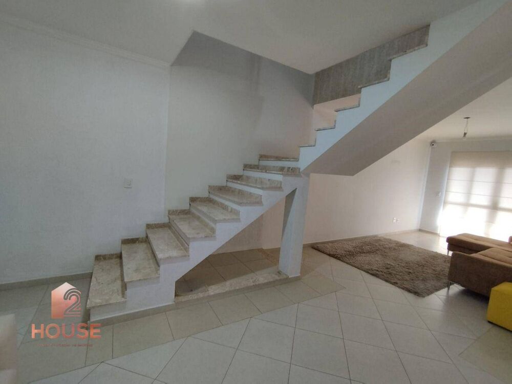 Casa à venda com 3 quartos, 265m² - Foto 5