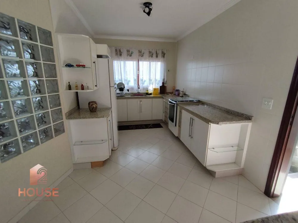 Casa, 3 quartos, 265 m² - Foto 9