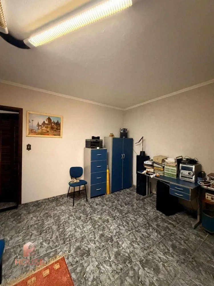 Casa, 3 quartos, 270 m² - Foto 9