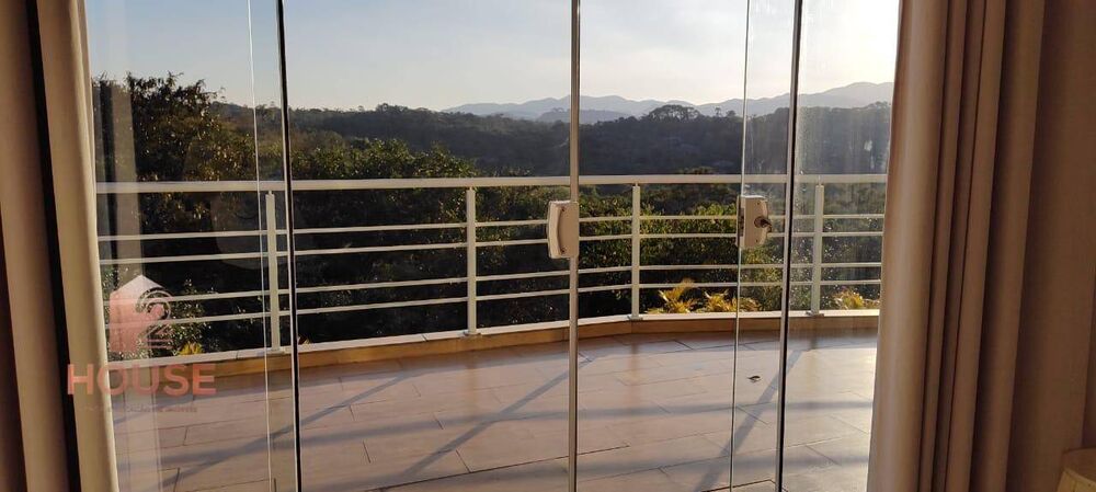 Casa de Condomínio à venda com 4 quartos, 380m² - Foto 12