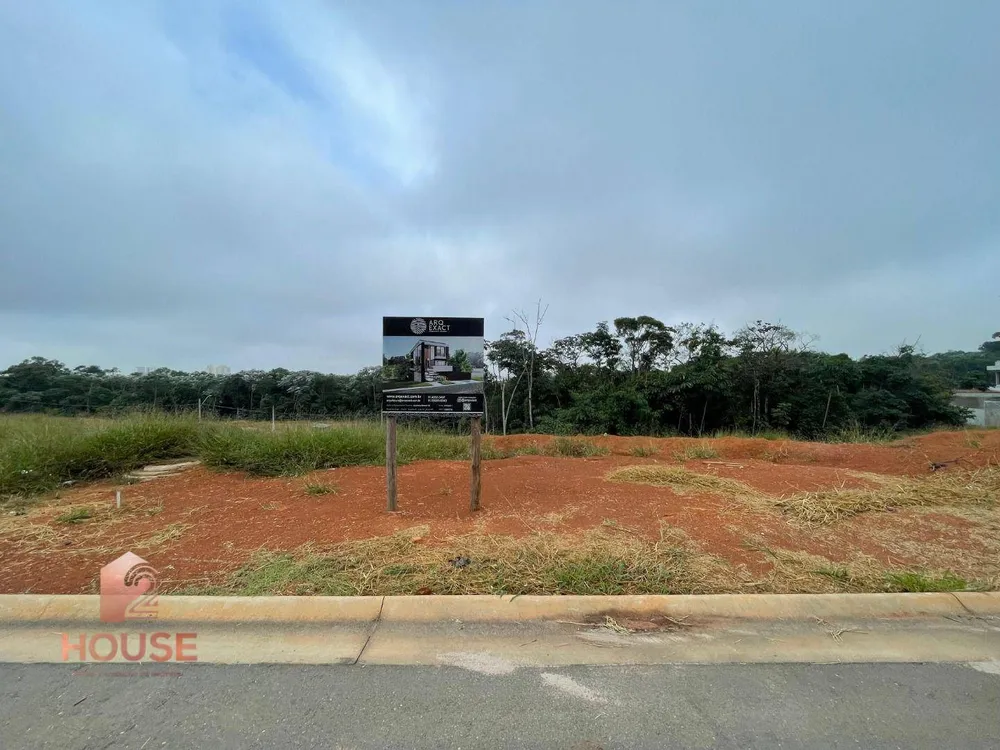 Loteamento e Condomínio, 330 m² - Foto 1