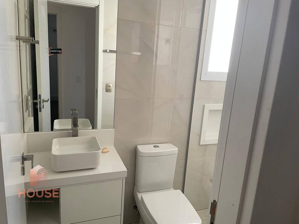 Apartamento à venda com 2 quartos, 65m² - Foto 4