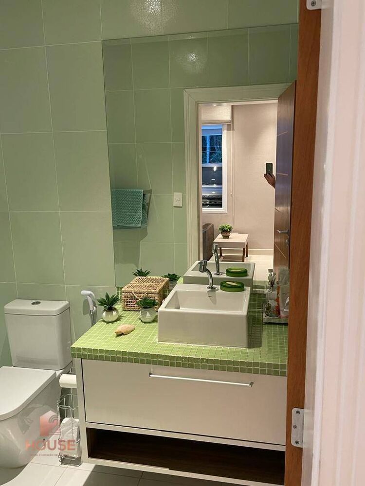 Casa de Condomínio à venda com 4 quartos, 642m² - Foto 1