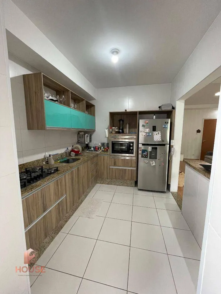 Apartamento, 3 quartos, 93 m² - Foto 2
