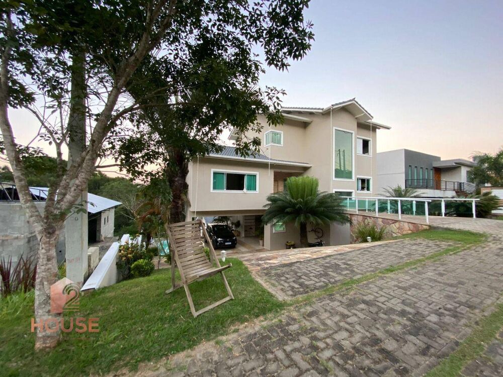 Casa de Condomínio à venda com 4 quartos, 800m² - Foto 1