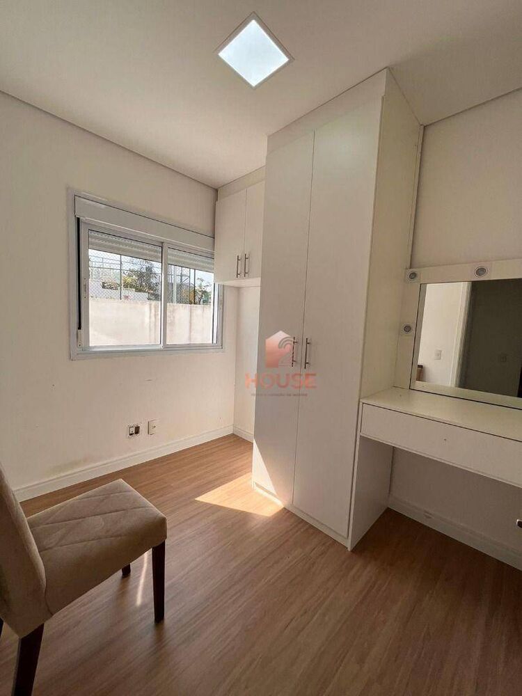 Apartamento à venda com 3 quartos, 99m² - Foto 4