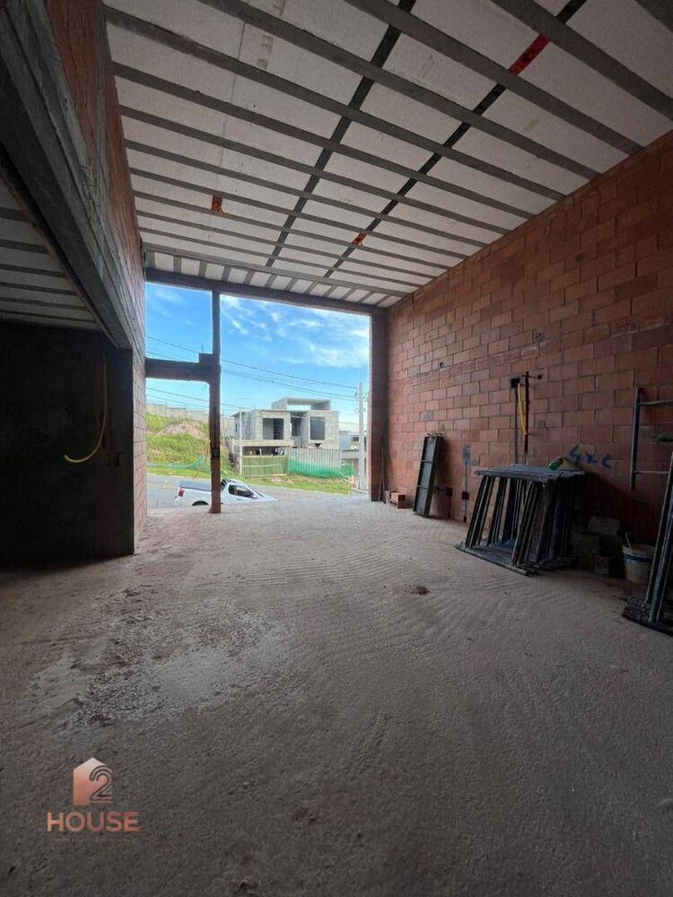 Casa de Condomínio à venda com 3 quartos, 330m² - Foto 2