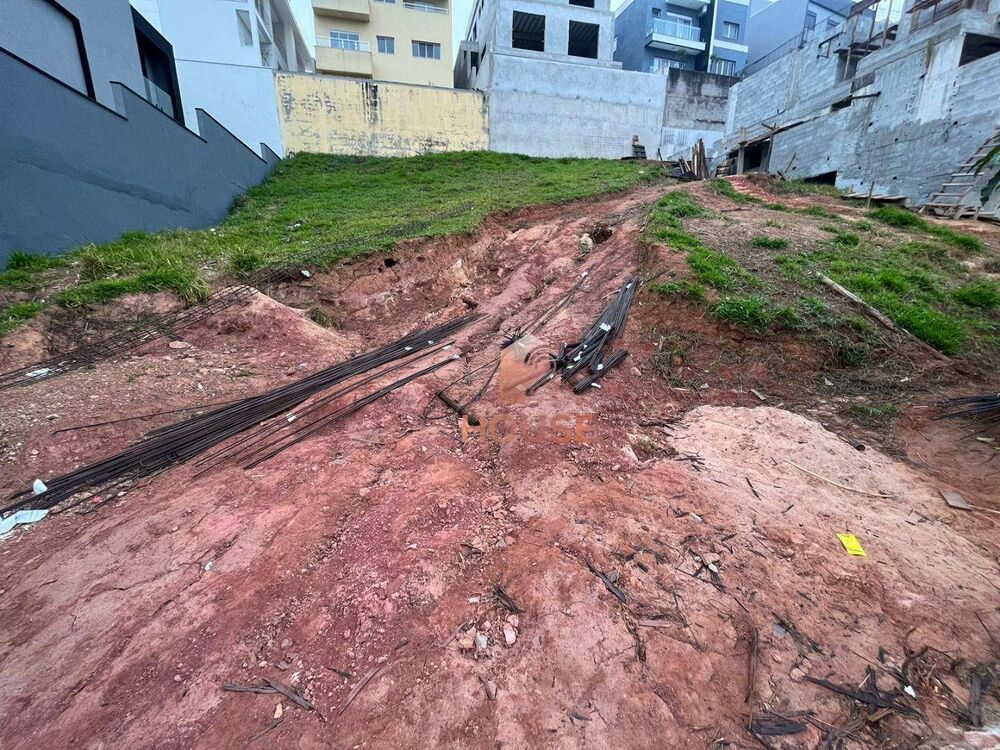 Loteamento e Condomínio, 600 m² - Foto 2