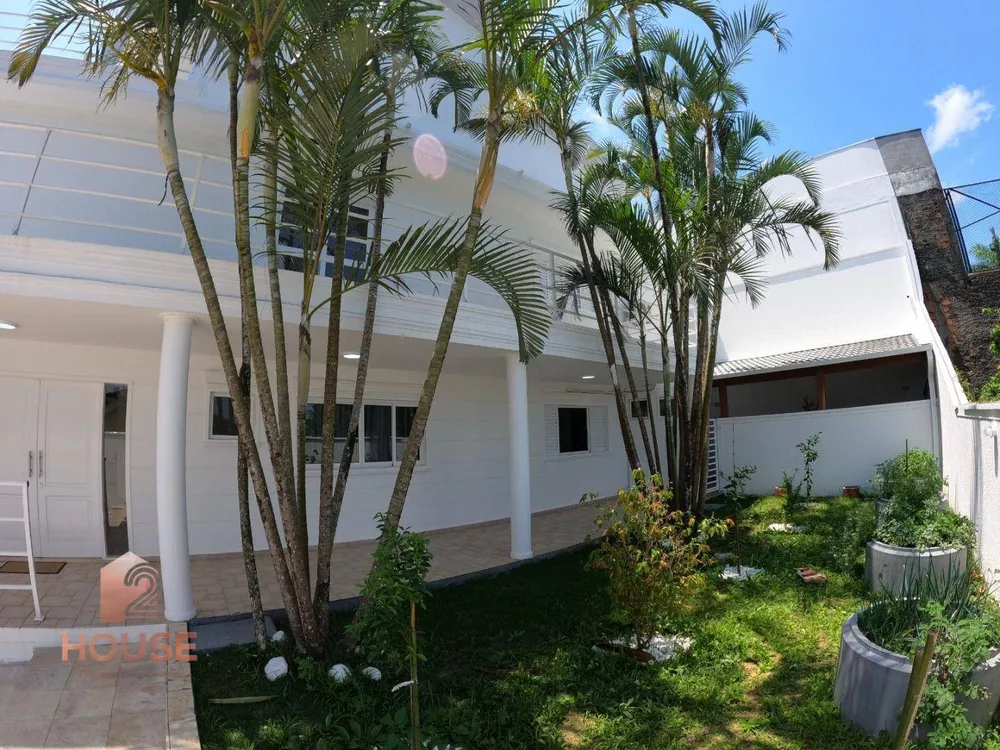 Casa de Condomínio à venda com 4 quartos, 300m² - Foto 3