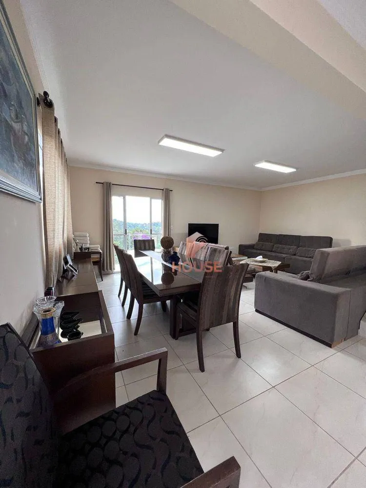 Chácara, 4 quartos, 2700 m² - Foto 11