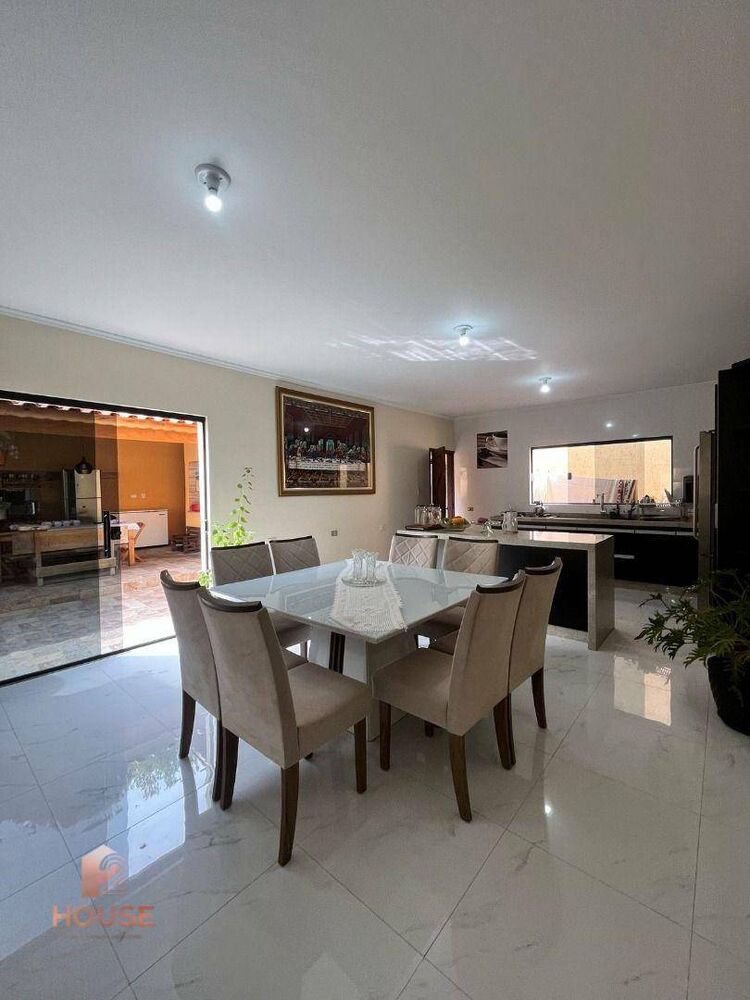 Casa, 3 quartos, 500 m² - Foto 1