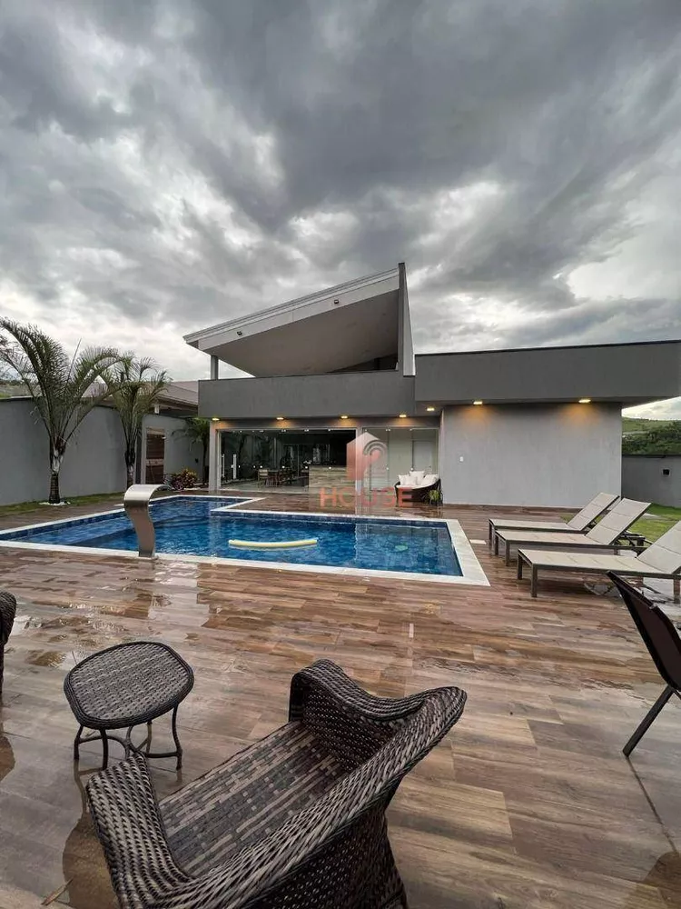 Casa de Condomínio à venda com 3 quartos, 384m² - Foto 3