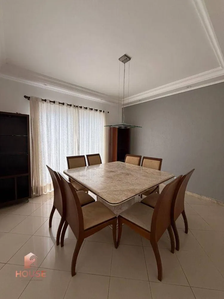 Casa, 3 quartos, 200 m² - Foto 11