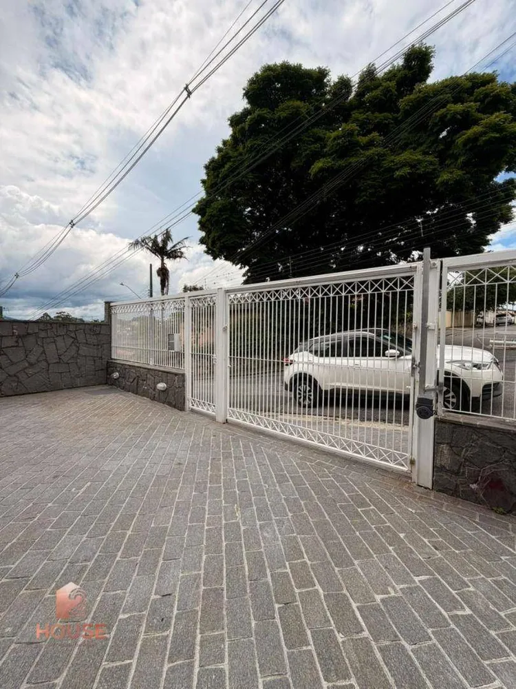 Casa, 3 quartos, 200 m² - Foto 3